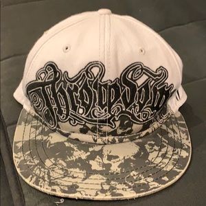 Throwdown hat